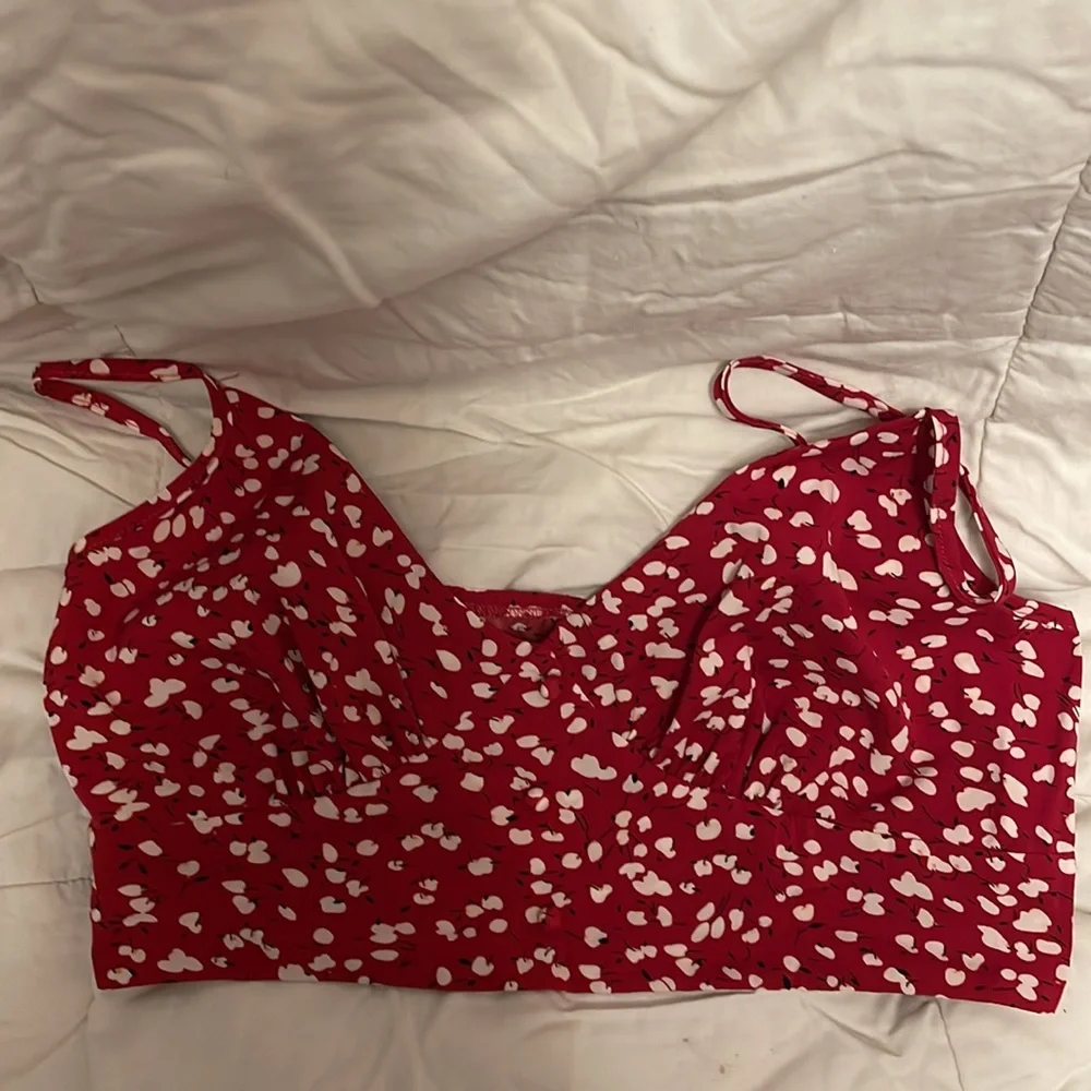 SHEIN, two piece-crop top & skirt! Red floral print, size medium - Picture 2 of 6